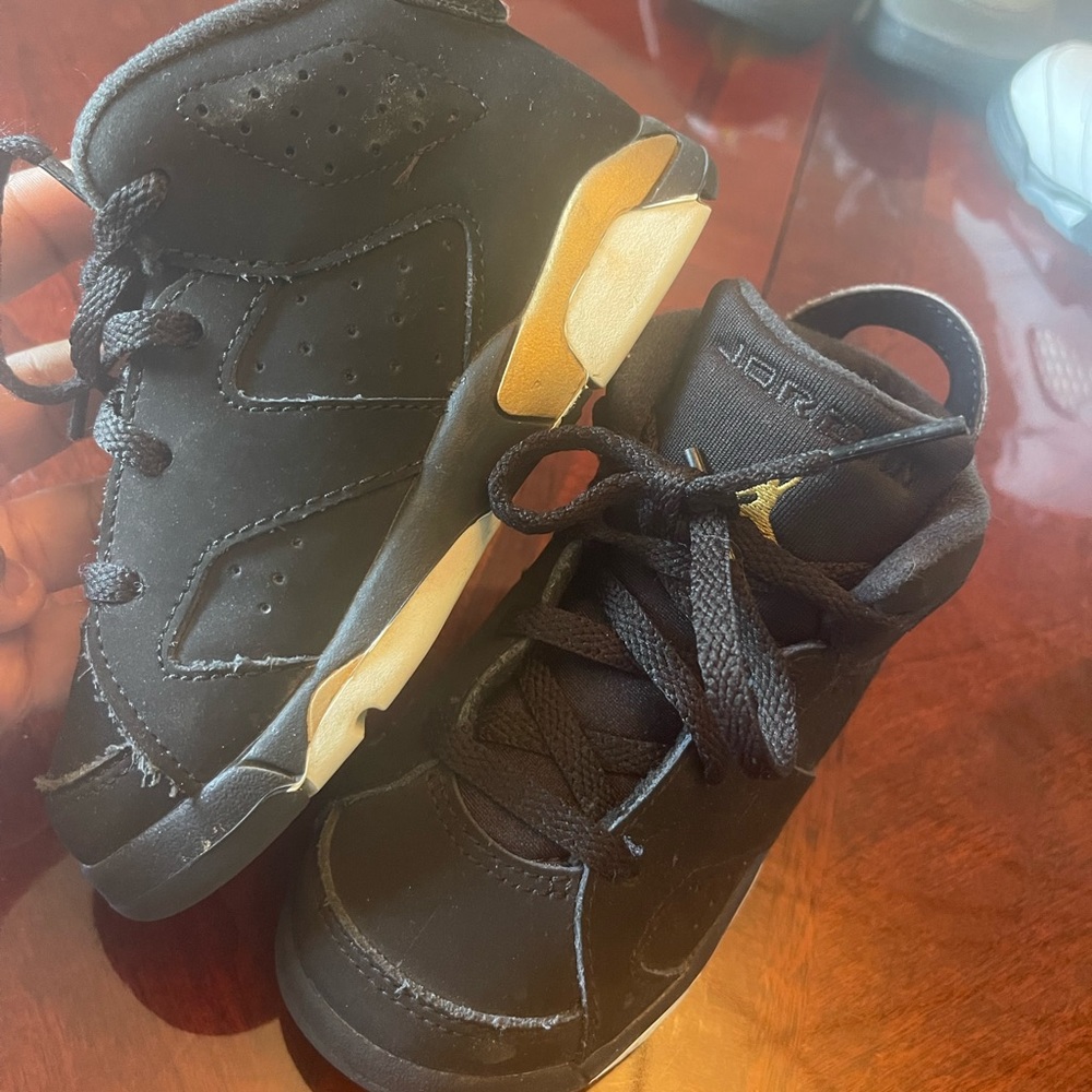 Jordan 6s Black & Gold! 8C